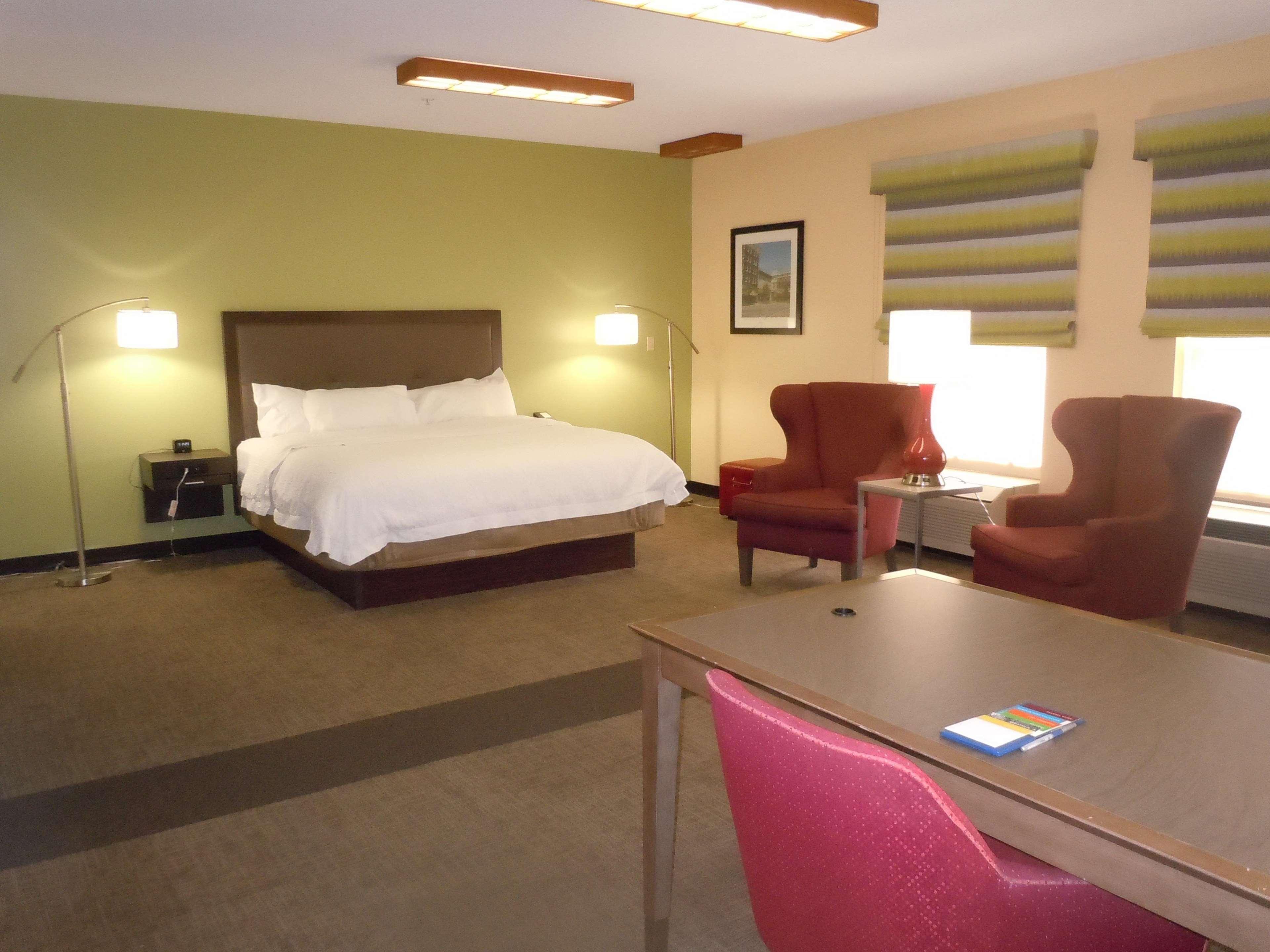 Hampton Hotel 3*