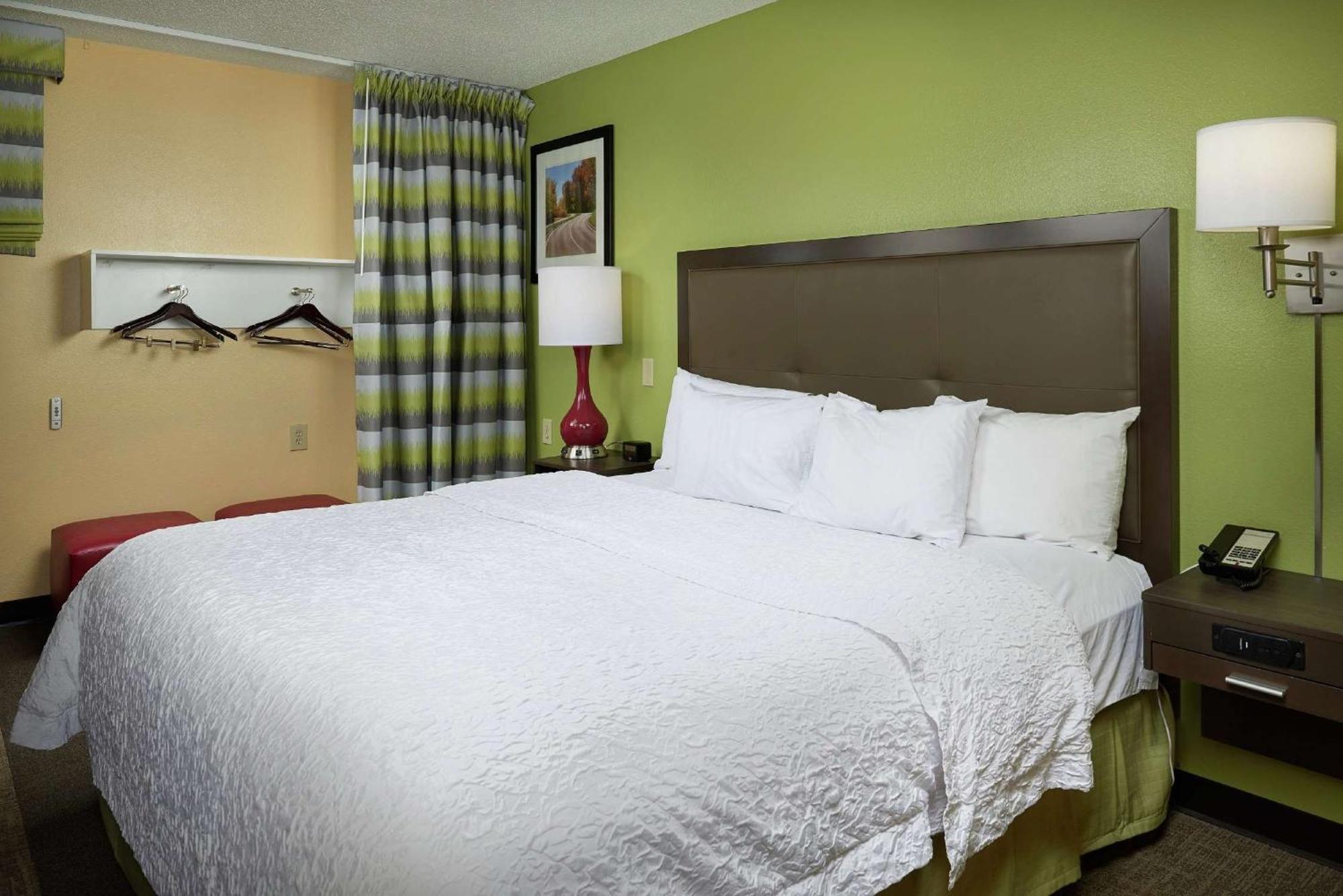 Hotel Hampton